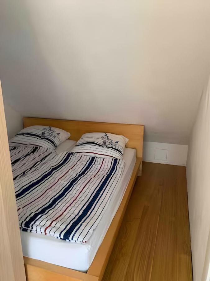 Zimmer 31Qm Inkl. Duschbad Hamburg Kültér fotó